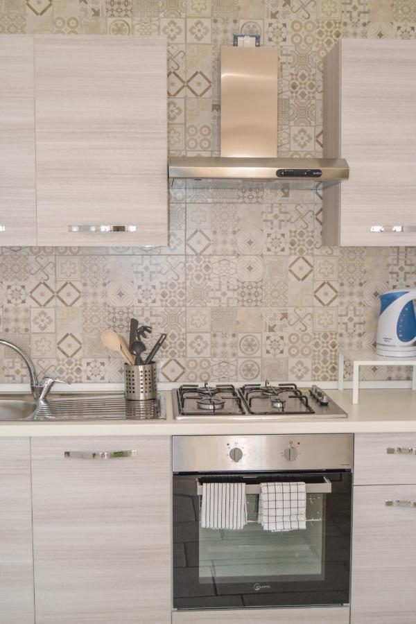 Manfredi Apartments 토레 안눈치아타 외부 사진